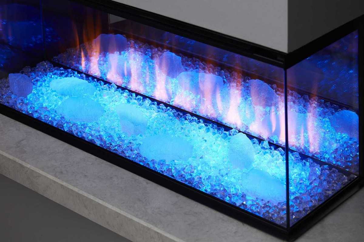 Электрокамин BRITISH FIRES New Forest 870 with Signature logs - 870 мм